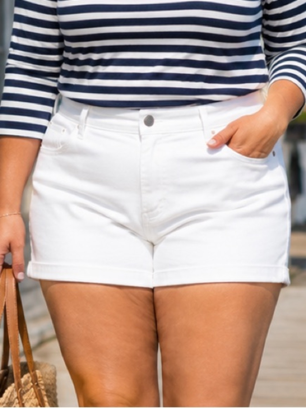 Universal Thread White Sailor Denim Shorts High Rise Size 14 NWT